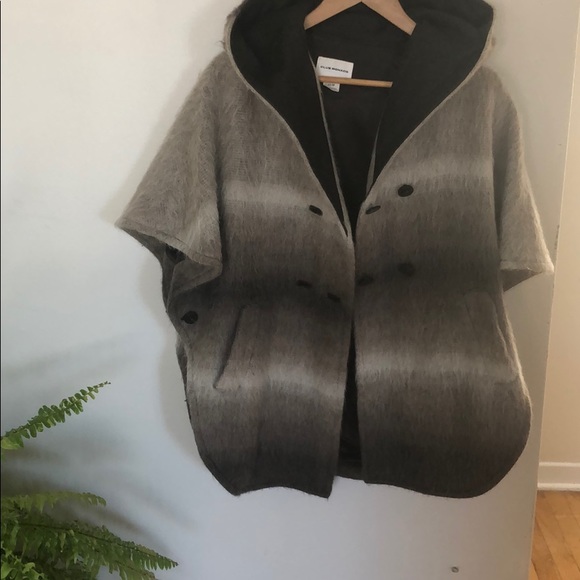 Wooly Poncho - Picture 1 of 3